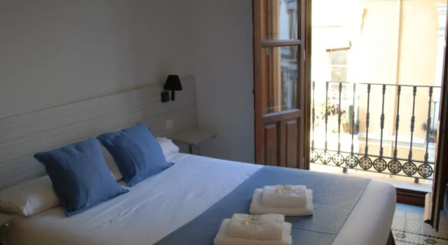 Двухместный номер Standard La Perla Granada Suites