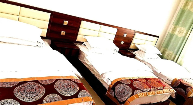 Трёхместный номер Standard Hongjingxuan Hotel