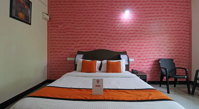 OYO 9409 Morjim Grand INN, Book Hotel Hotels in Goa with a Pool, Swimming Pool