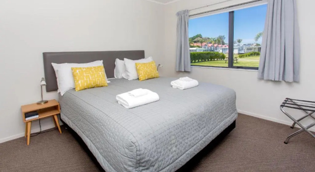 Апартаменты Deluxe Tasman Holiday Parks - Beachaven