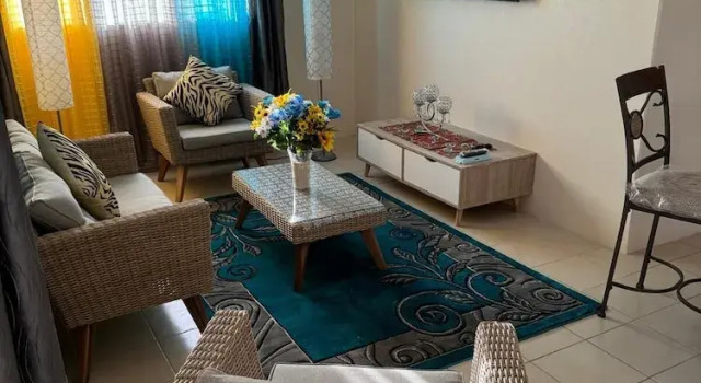 Queen Anne's Apartments, Rezerwuj Apartament Hotele w New Providence z parkingiem, Parking