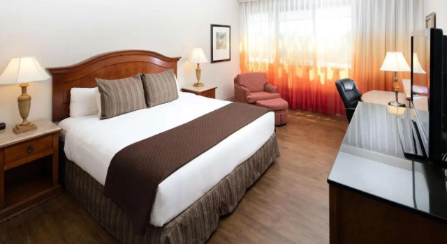 Номер Standard с видом на горы Red Lion Hotel Boise Downtowner