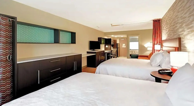 Четырёхместный люкс Home2 Suites by Hilton Lagrange