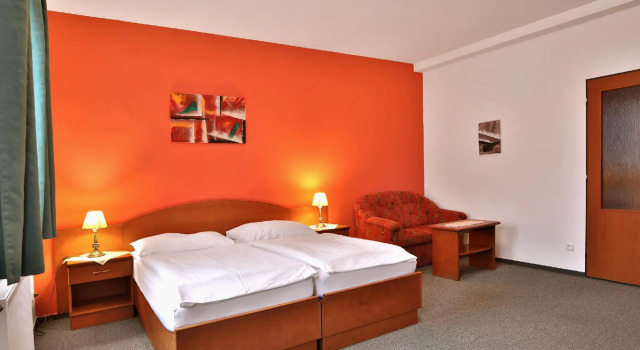 Superior Dvoulůžkový s manželskou postelí pokoj Attic Hotel