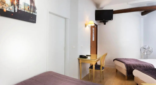 Четырёхместный номер Standard Hôtel Du Brésil