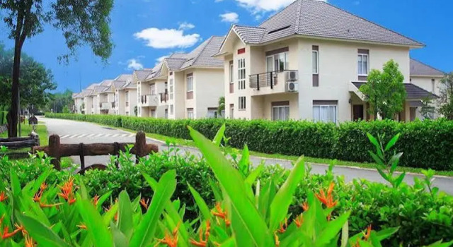 Lakeview Villas and Vietnam Golf Club - Ho Chi Minh City, Забронировать Отель Отели Хошимина 4 звезды, 4*