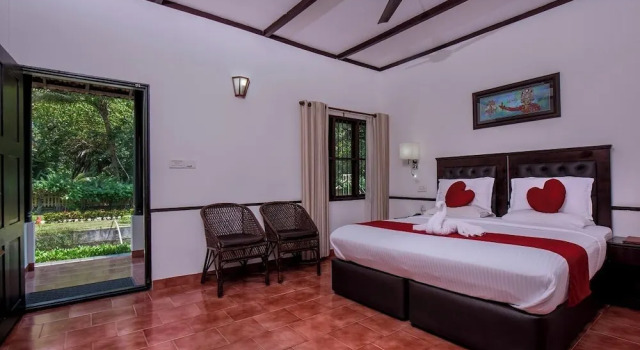 Paradise Resorts