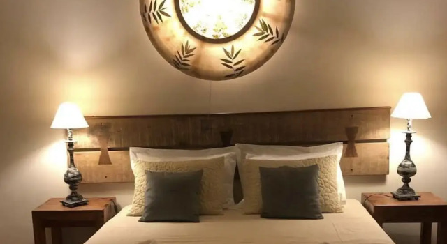 Pousada Charlotte 2, Забронировать Отель Отели Тирадентис с парковкой, рядом с Tiradentes Serra Club, Парковка