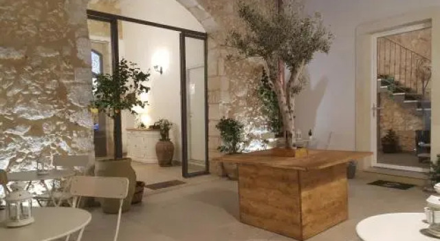 Corte Sicula, Book Hotel Hotels in Sicily with Parking, Parking