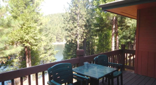 Шале Deluxe Mount Shasta Resort