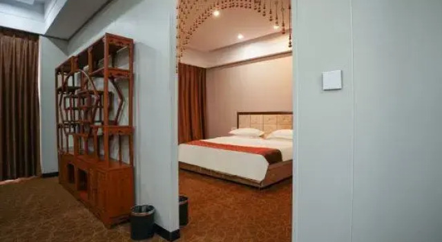 Люкс Business Fortune Blue Bay Hotel (Caofeidian Free Trade Zone Municipal Building)