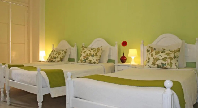 Пятиместный номер Standard Poveira Hotel