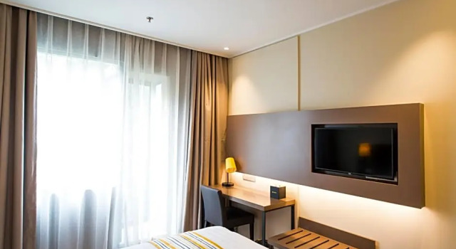 Номер Business Home Inn Shanghai Pudong Airport Chuansha Subway Station