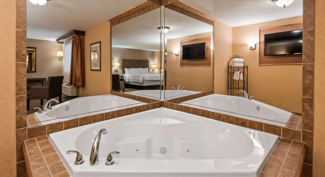 Двухместный люкс Best Western Plus North Canton Inn & Suites