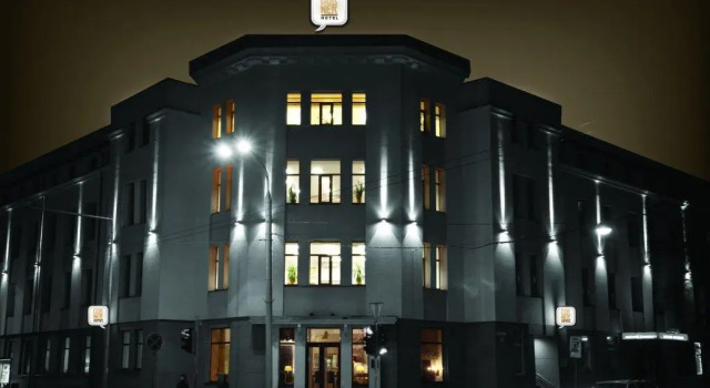 Отель Corner