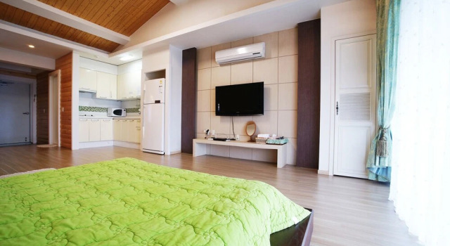 Green Narae Pension, Prenota Hotel Seongsan Seogwipo