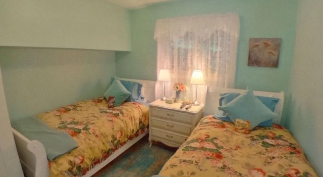 Forest Creek Bed & Breakfast and Retreat, Varaa Hotelli  