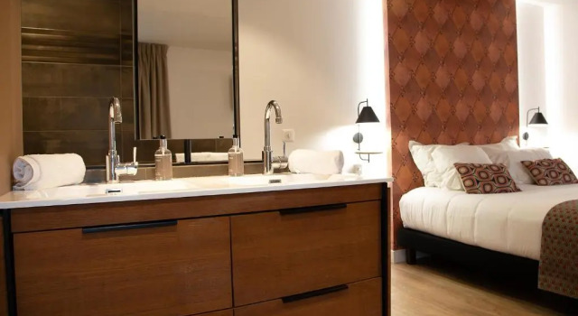 Номер Superior 5 Chambres en Ville