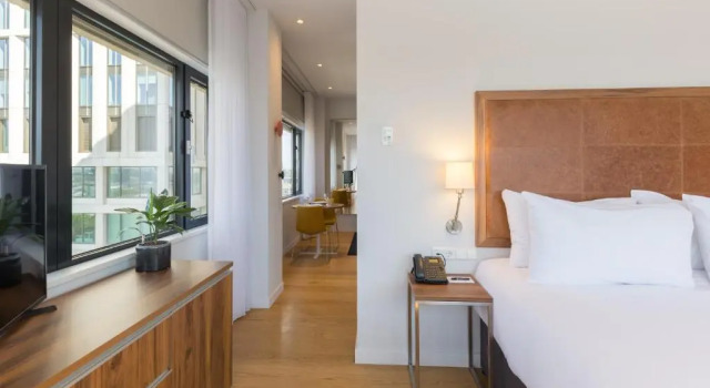 Апартаменты PREMIER SUITES Rotterdam