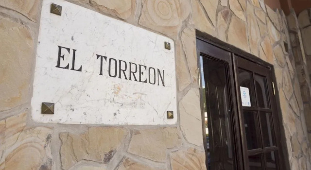 Hostal Torreon, Забронировать Отель Отели Сальта с завтраком, рядом с La Merced Church, Завтраки
