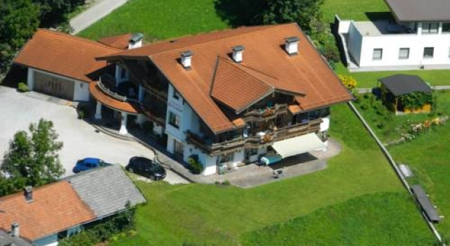 Hausers Ferienhof, Prenota Hotel Hotel a Tirolo con parcheggio, Parcheggio