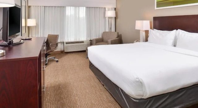 Номер Standard Holiday Inn Express Hotel & Suites Lafayette by IHG