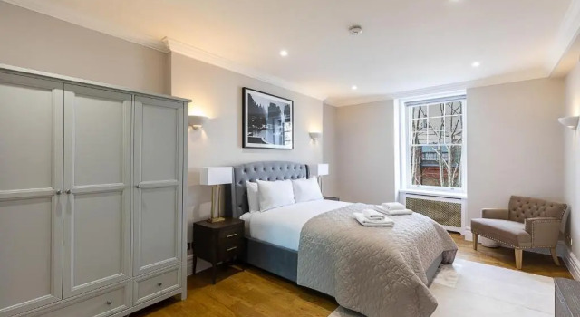 Stylish new flat near Mayfair