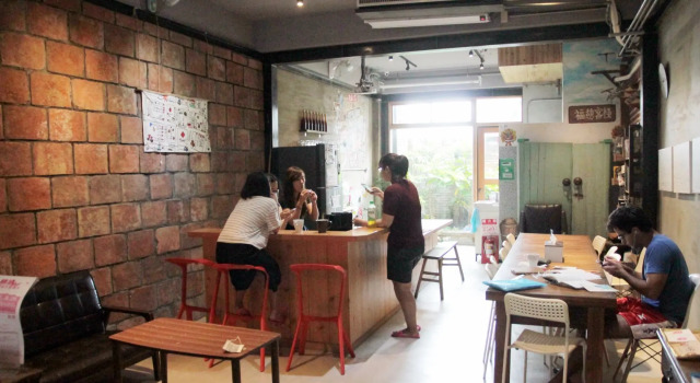 Кровать в общем номере (женский номер) Fuqi Hostel - Heping