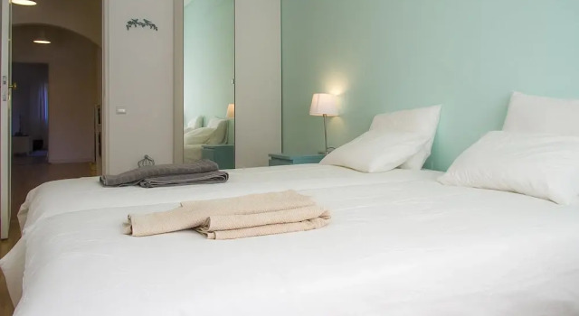 Liiiving in Porto - Downtown Delight Apartments, Забронировать Апартаменты/квартира Бонфим Порту, рядом с Театр Coliseu do Porto