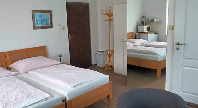 Habitación doble Estándar con balcón Fontána