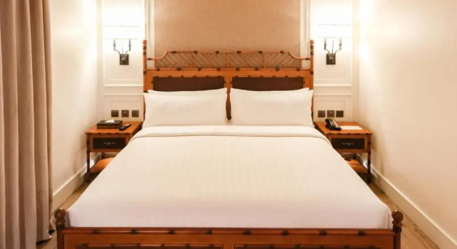 Deluxe King Double room Feliz Hotel Boracay Managed by Enderun Hotels