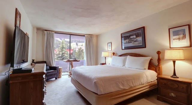 Sb102 Snowbridge 2br 2ba 3 Bedroom Condo by RedAwning, Забронировать Апартаменты/квартира Отели Коппер-Маунтин с парковкой, Парковка
