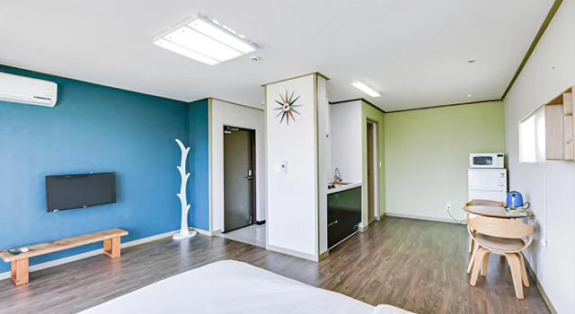 Jeju Cozy Guemmorae Pension, Book Hotel Andeok Seogwipo