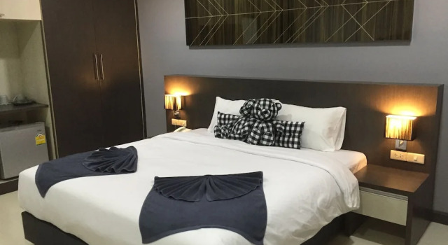 Двухместный номер Deluxe с балконом At Sakon Hotel