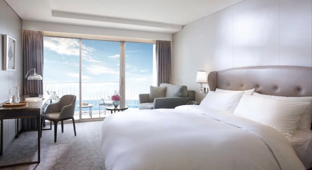 Двухместный номер Deluxe с балконом и с видом на океан Paradise Hotel Busan