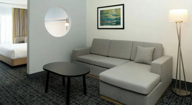 Двухместная студия Fairfield Inn & Suites by Marriott Montreal Airport