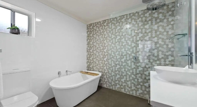 Люкс Luxury Comfort Inn Flinders on Main