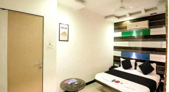 Room Maangta 122 Andheri East, Забронировать Отель Отели штата Махараштры с завтраком, Завтраки