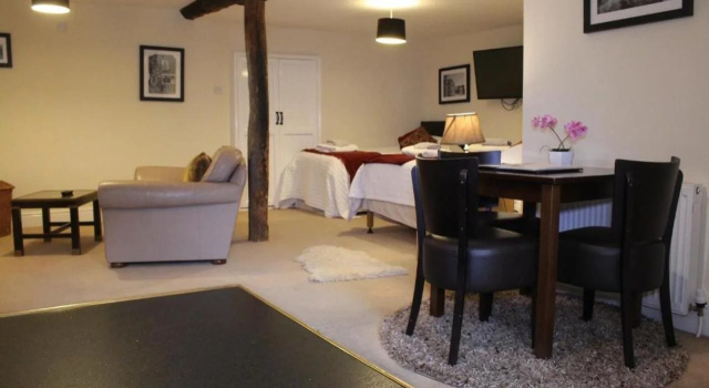 Dolgun Uchaf Historic B&B and Cottages with Boutique Bedrooms In The Heart of Snowdonia, Забронировать Отель «постель и завтрак» Отели Сноудония 4 звезды, 4*