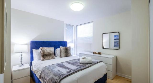 Luxury 2BR + 100 Walkscore | Theatre District | Evonify