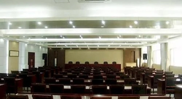Dongbaqu Hotel, Забронировать Отель Отели Нанкина 3 звезды, рядом с Нанкинский институт аэронавтики и астронавтики, 3*