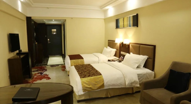 Jingshan Hoilday Hotel, Забронировать Отель Цзиньню Чэнду, рядом с Автобусный вокзал Chadianzi