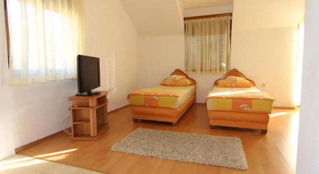 Apartmani I Sobe Milojevic