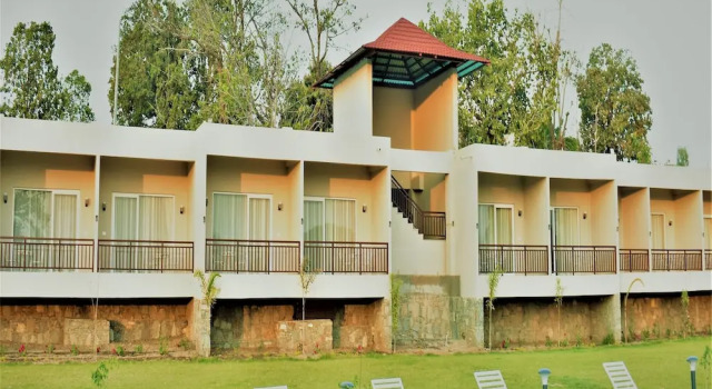 Kumbhal Exotica Resort Kumbhalgarh, Забронировать Курортный отель Отели штата Раджастхана с бассейном, Бассейн