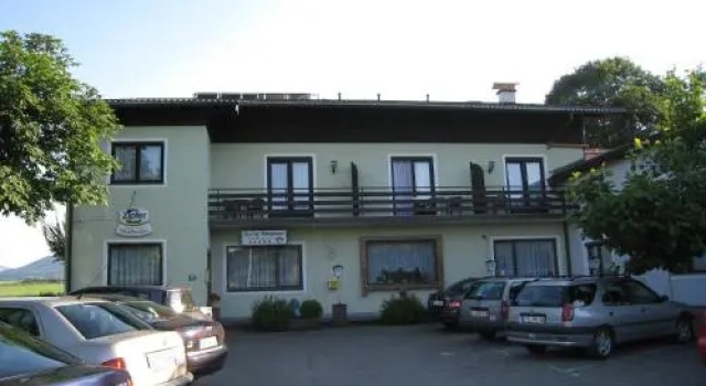Gasthof Strobl Waldfrieden Garni, Book Hotel  