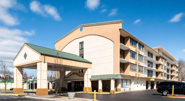 Best Western Plus Laurel, Забронировать Отель Отели Лорел с завтраком, Завтраки
