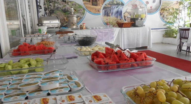 Buyuk Asur Oteli, Prenota Hotel Van 