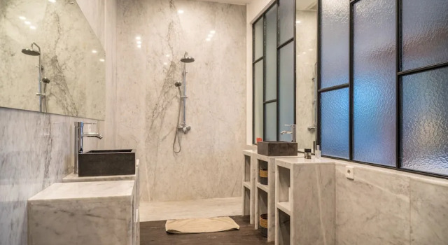 Вилла Villa Ruku-Ruku - Modern 1BR Villa with AC Living Room & Private Pool - French Style Interior