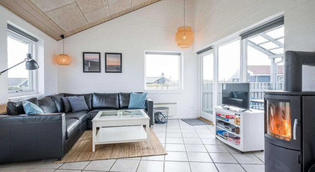 8 Person Holiday Home in Hvide Sande, Prenota Hotel Hvide Sande 