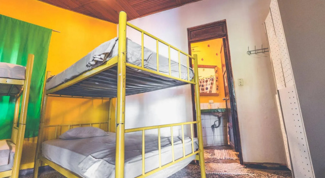 Pura Vida Hostel